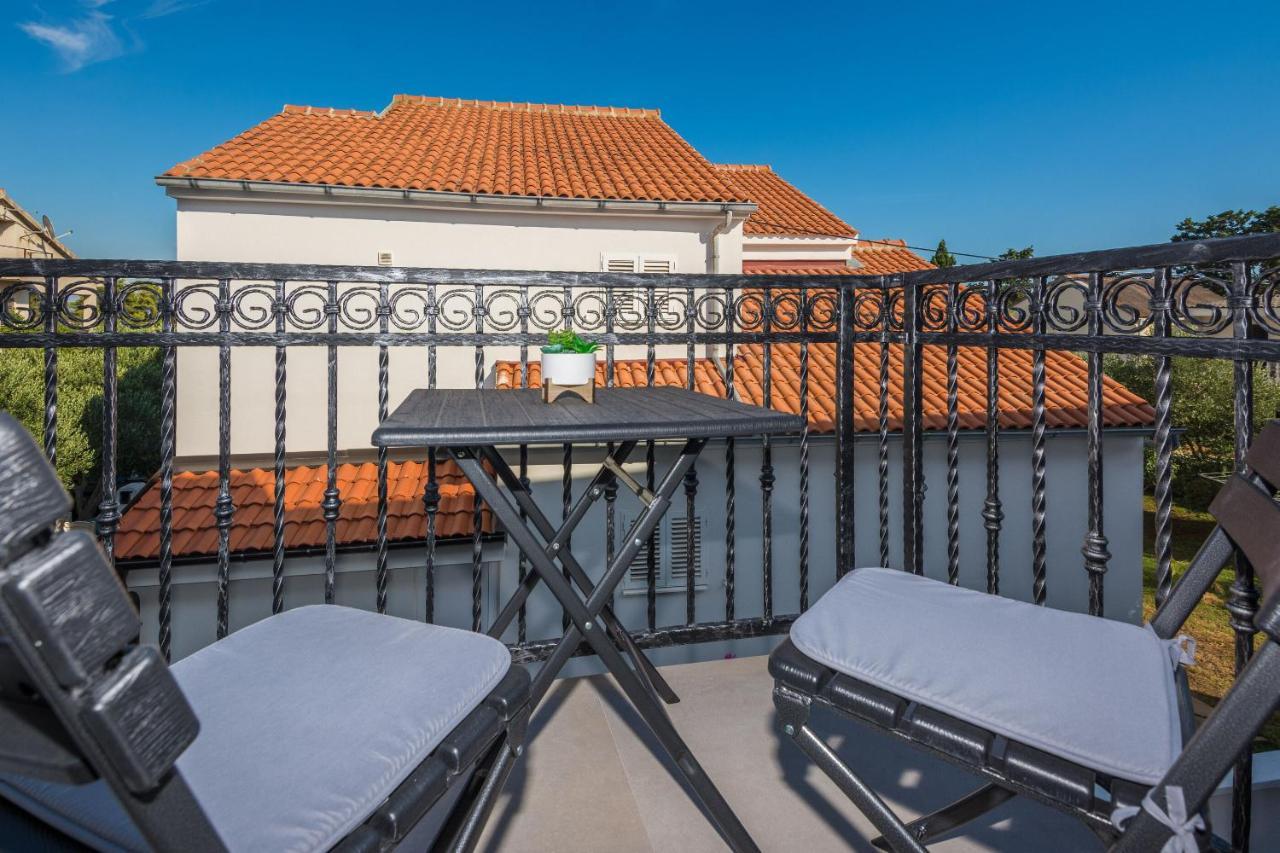 Apartment Spanic 1 Vir Exterior foto