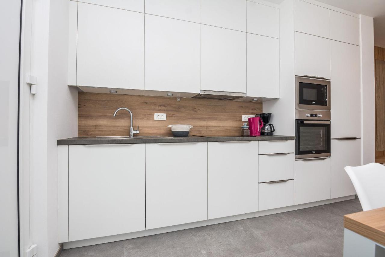 Apartment Spanic 1 Vir Exterior foto
