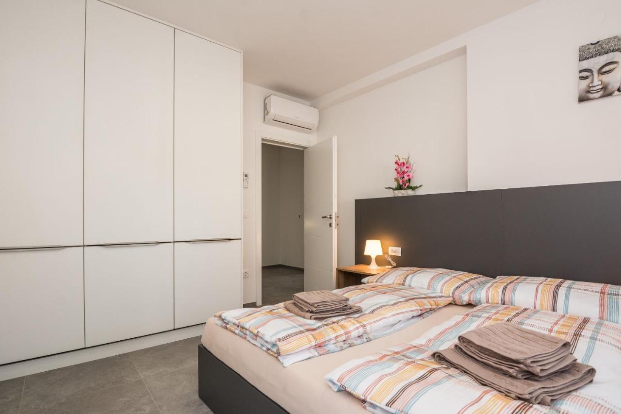Apartment Spanic 1 Vir Exterior foto
