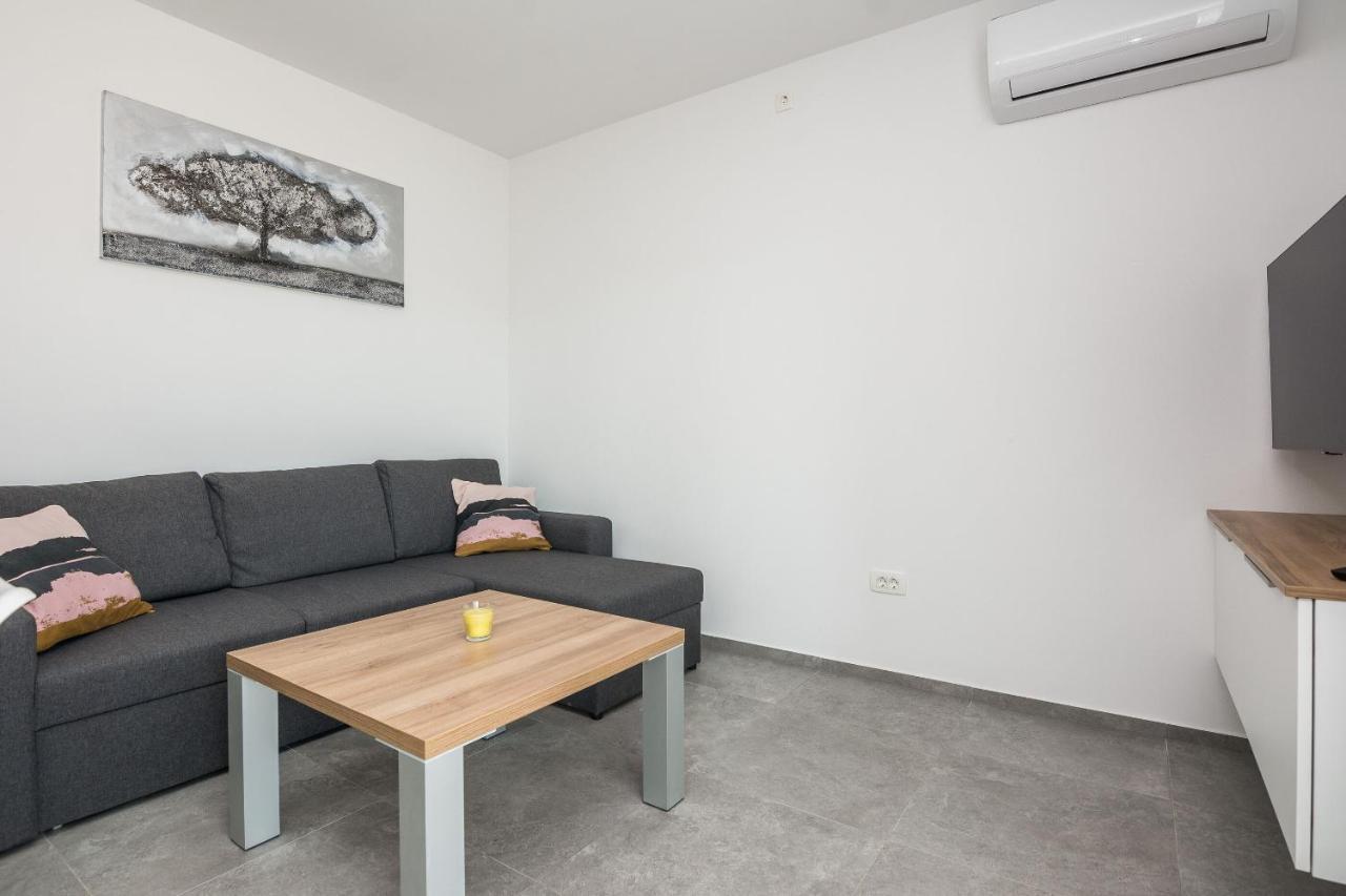 Apartment Spanic 1 Vir Exterior foto